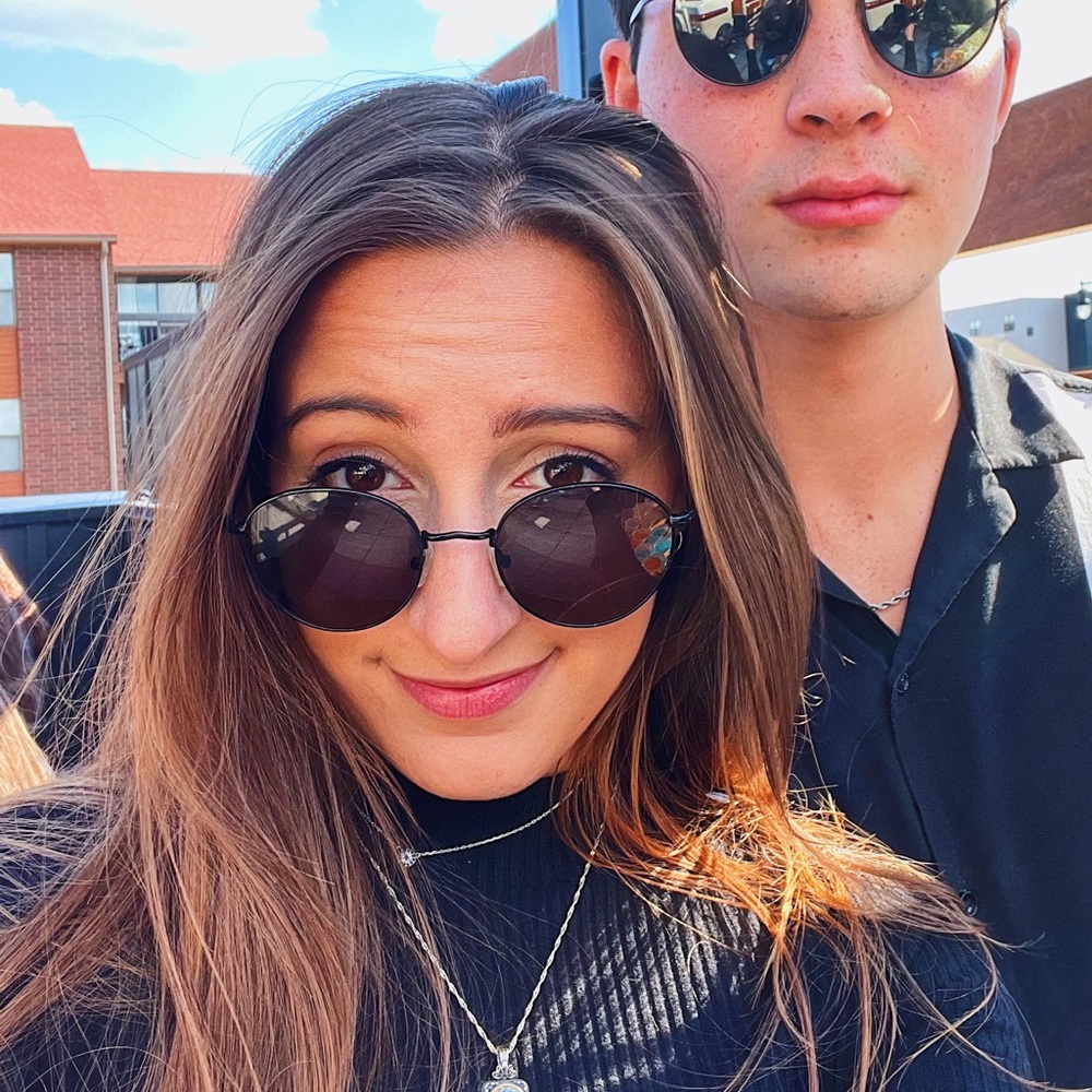 Meet your Posher, Steph